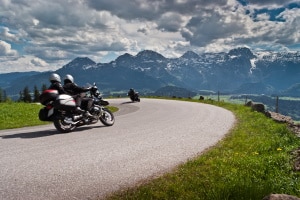 Der Stufenführerschein ist beim Motorrad ein Option alle möglichen Klassen zu erlangen.