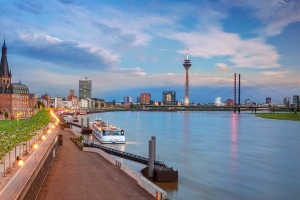 Autofahrer bleiben verschont: FDP in Düsseldorf will stattdessen ein Tempolimit für Radfahrer.