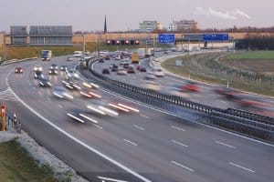 Abzug der Toleranz: Auf der Autobahn erfolgt dieser ebenso wie auf anderen Strecken.