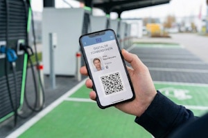 Verkehrsrecht 2026: Der digitale Führerschein soll Ende des Jahres kommen.