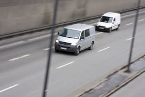 Hupen im Straßenverkehr: Wann darf die Hupe benutzt werden?