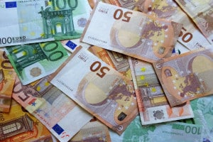 Mit einer Schulbefreiung droht Ihnen bei vorgezogenen Weihnachtsferien kein Bußgeld.