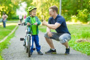 Die passende Zollgröße vom Fahrrad wird bei Kindern ebenfalls an ihrer Größe festgemacht.